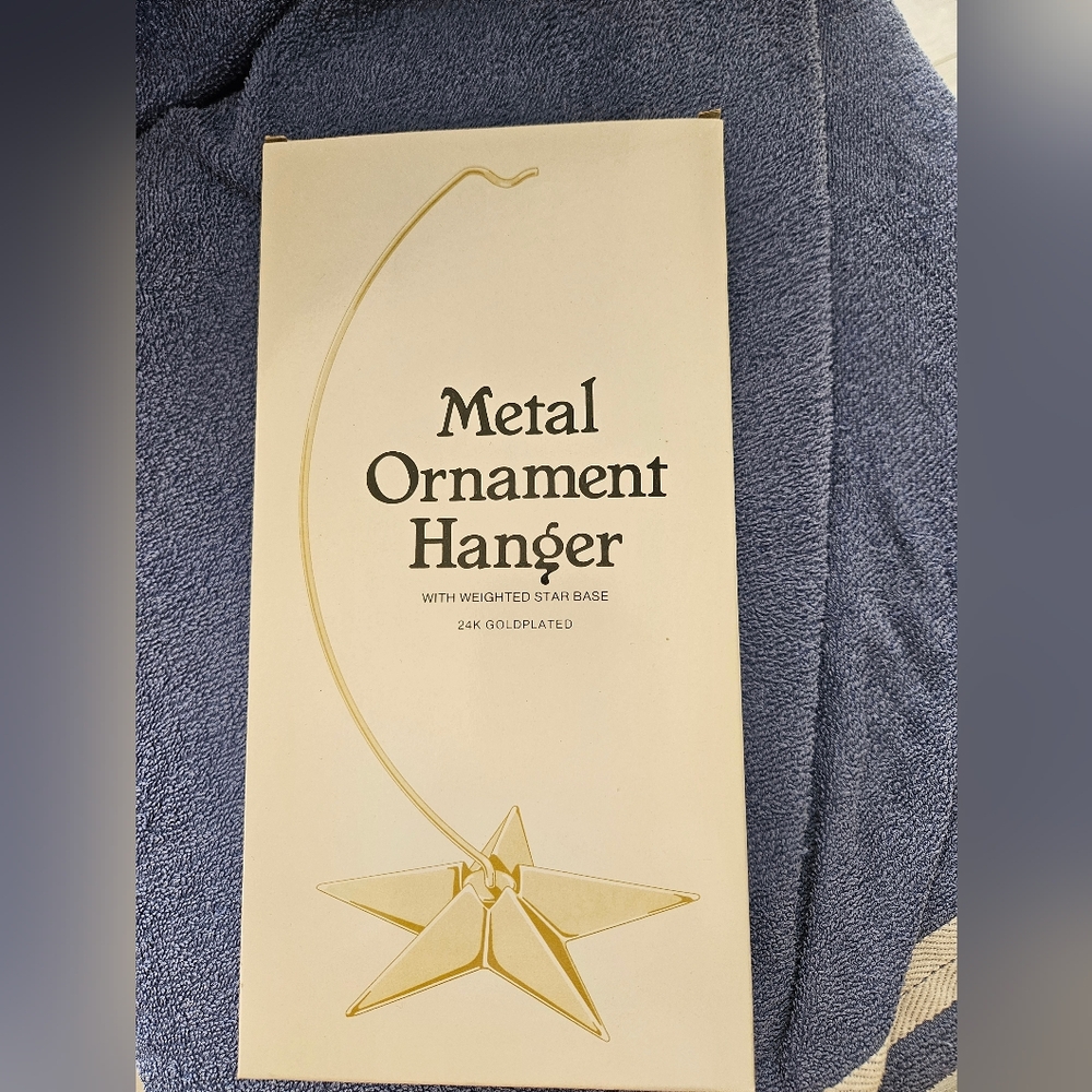 Ornament Hanger